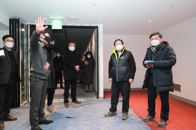 조광한 남양주시장이 설 명절 연휴 전인 지난 9일과 10일 시의 주요사업과 관련된 사업 현장 및 관련 현장을 방문해 점검,분석하는 시간을 가졌다.(사진=남양주시 제공)