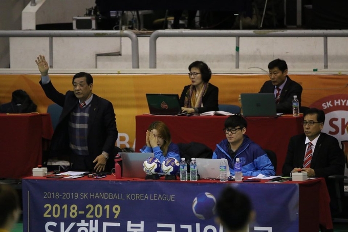 2018~2019 SK핸드볼코리아리그에서 기록원 활동을 한 장성현 모습 (사진=장성현 제공)