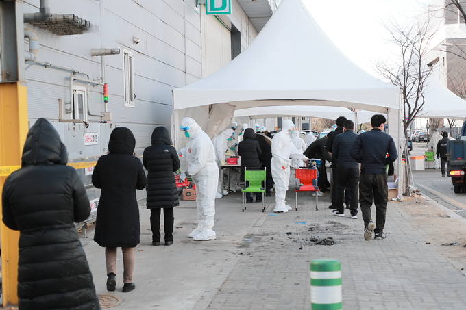 남양주시가 코로나19 확산 방지를 위해 20일부터 지역 내 기업체의 기숙사 근로자를 대상으로 선제 검사를 추진한다.(사진=남양주시 제공)