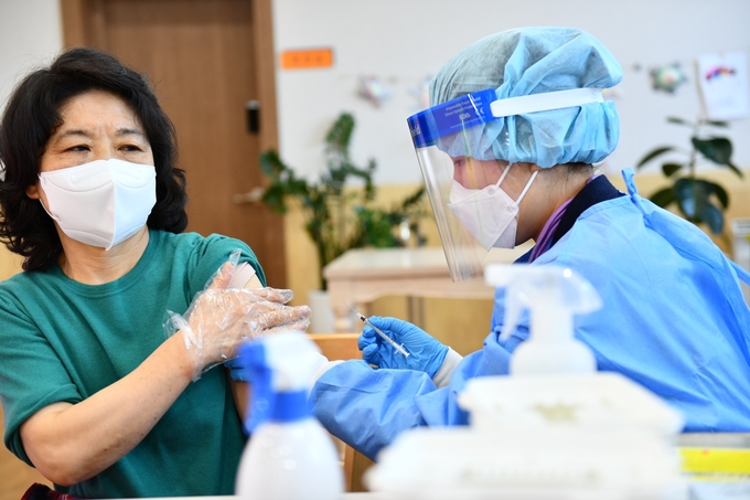 파주시에서 26일 코로나19 백신접종이 실시되고 있다. (사진=파주시 제공)