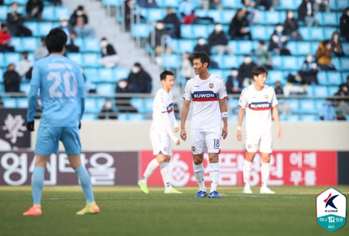 지난 27일 대구FC와의 '하나원큐 K리그 1 2021' 개막전에서 양동현 페널티킥 득점으로 선제골을 넣었으나, 햄스트링 부상을 입으며 2달간 경기에 출전하지 못한다. 사진은 득점 후 양동현 모습 (사진=한국프로축구연맹 제공)