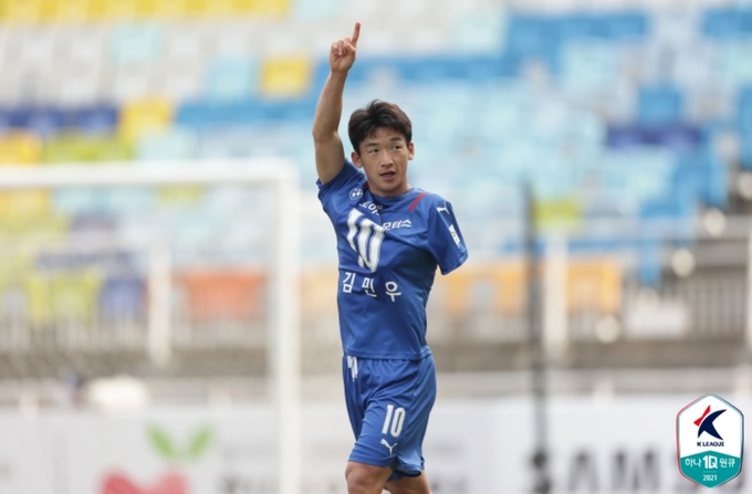 팀의 선제골이자 결승골을 득점한 김민우가 세레모니를 펼치고 있다. (사진=한국프로축구연맹 제공)