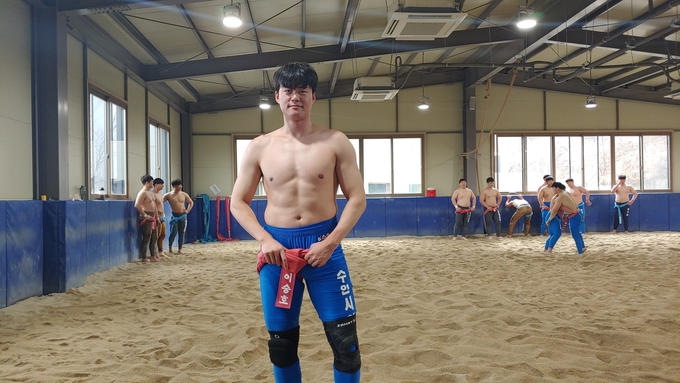 경기도 수원 광교씨름체육관에서 훈련 중인 이승호 (사진=김도균 수습기자)