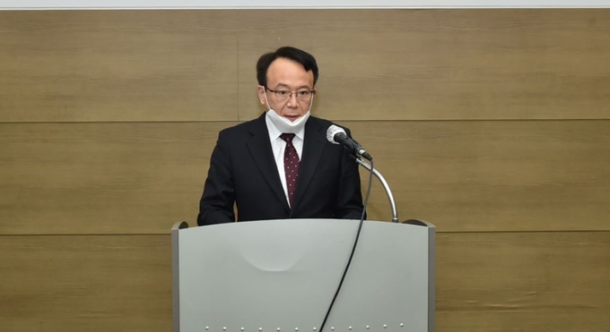 18일 경기도경제과학진흥원 R&DB센터 대회의실에서 열린 2021년 GBSA 청렴리더 협의체 정기회의에서 유승경 경과원 원장이 인사말을 하고 있다. (사진= 경과원 제공)