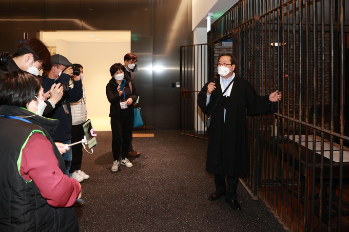 남양주시는 지난 20일 이석영광장과 역사체험관 REMEMBER 1910 사전 홍보를 위해 SNS 서포터즈 및 소식지 시민 리포터들을 대상으로 팸 투어를 진행했다.(사진=남양주시 제공)