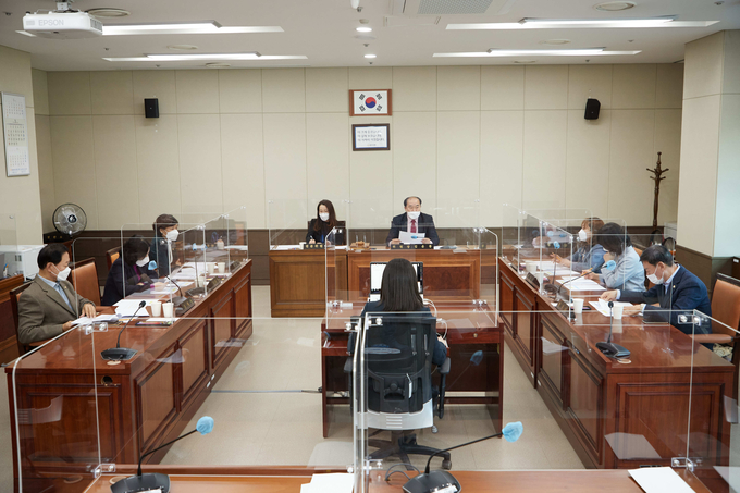 30일 의회운영위원회를 통해 '제254회 임시회' 일정을 결정한 용인시의회 (사진=용인시의회 제공)