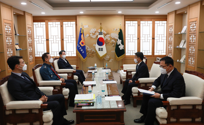 2일 오후 경기남부경찰청에서 열린 검·경이 부동산 투기 수사 관련 첫 회의를 진행하고 있다. (사진=경기남부청 제공)