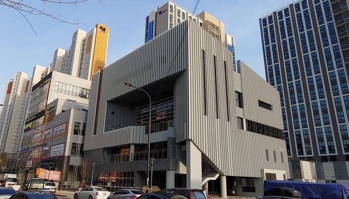 오는 7월 개청을 앞 둔 군포시 송부동사무소 전경.