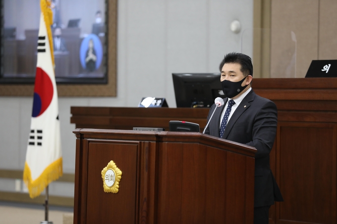 수원시의회, 군공항 소음대책지역 보상기준 변경건의안 채택. (사진=수원시의회 제공)