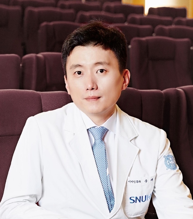 이비인후과 송재진 교수. (사진=분당서울대병원 제공)