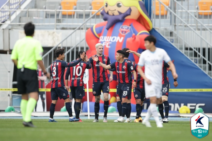 수원FC가 대구FC와의 맞대결에서 2-4로 패했다. 사진은 역전골을 넣은 라스 모습 (사진=한국프로축구연맹 제공)