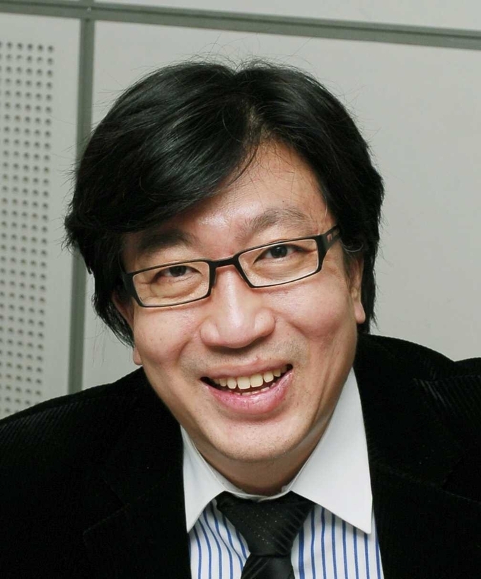 신 율 명지대학교 정치외교학과 교수