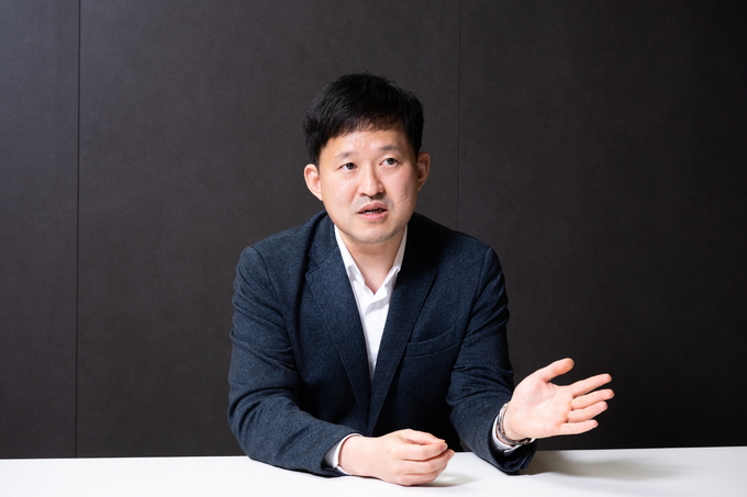 지난 11일 3GPP 국제표준회의에서 ‘RAN WG1(Radio Access Network Working Group1 무선접속 물리계층기술분과)’ 의장으로 선출된 김윤선 삼성리서치 차세대통신연구센터 마스터의 모습. (사진=삼성전자)