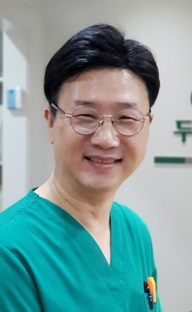 한일수 두리한의원장, 한의학박사