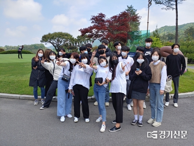 포천일고 학생들이 포천힐스컨트리클럽으로 직업탐방에 나섰다. (사진=포천교육지원청 제공)