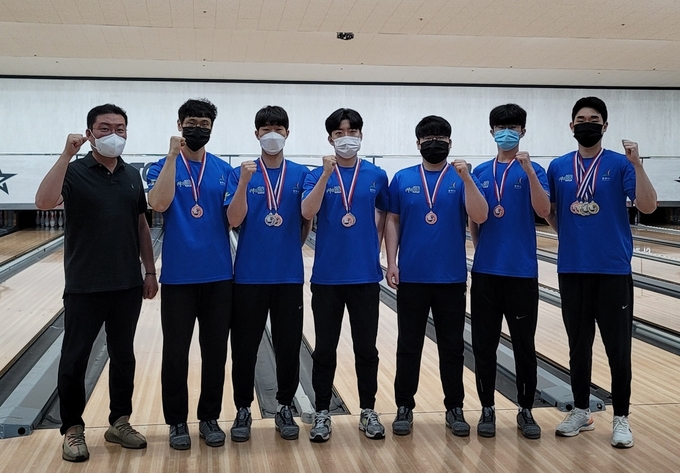 광주시청 볼링팀이 제23회 한국실업볼링연맹회장기 전국실업볼링대회’에서 금메달 2개, 은메달 1개, 동메달 2개 등메달 5개 획득했다/광주시 제공