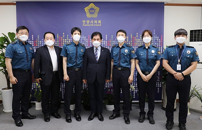 안양시의회가 만안․동안 경찰서와 상호협력 간담회 개최했다. (사진=안양시의회 제공)
