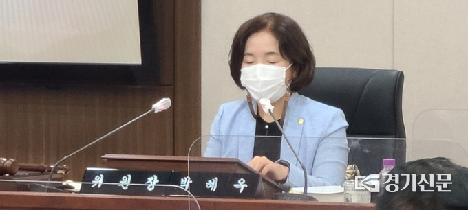 이번 회기 행정사무감사 위원회 위원장은 박혜옥 의원이다. (사진=문석완 기자)
