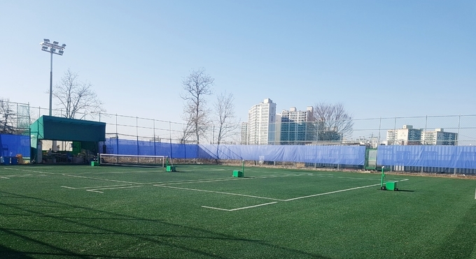사진은 야외에 설치돼 있는 족구장. 파주시는 실내족구장을 건축키로 했다. (사진=파주시 제공)