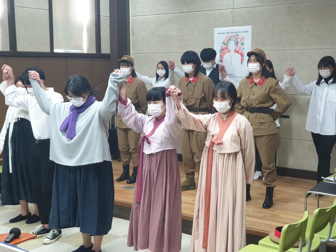 설악중고등학교 평화 프로젝트. 순이 삼촌 연극이 실시됐다. (사진=설악중고등학교 제공)