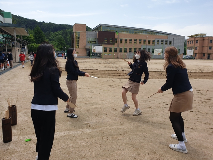 설악중고등학교에서 다문화 어울림마당이 운영됐다. (사진=설악중고등학교 제공)