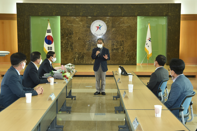 경기도교육청이 학교환경개선 협력사업 우수기관으로, 파주시·포천시·과천시를 선정해 표창했다. (사진=경기도교육청 제공)