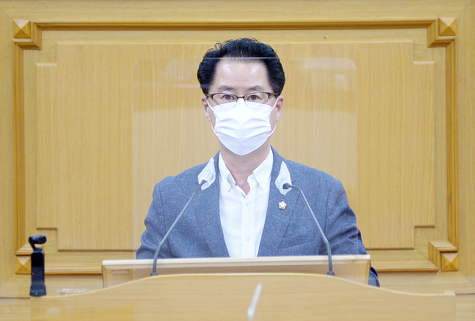 파주시의회 최창호 의원이 5분발언을 하고 있다. (사진=파주시의회제공