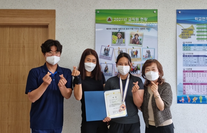 구리여자중학교 카누부는 지난 11일부터 14일까지 4일간 제20회 파로호배 전국카누경기대회에서 3학년 최보라 개인전 3위에 입상했다. (사진=구리여자중학교 제공)