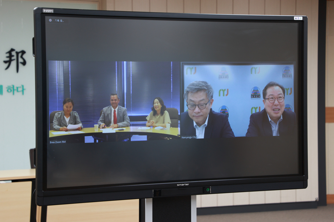 남양주시는 30일 도시 간 협력 관계를 강화하고 실질적인 국제 교류 방안을 모색하기 위해 우호 도시인 미국 브레아시와 화상 간담회를 개최했다. (사진=남양주시 제공)