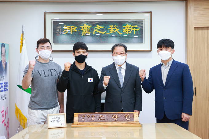 남양주시는 1일 ‘제32회 도쿄 올림픽’ 유도 종목 금메달에 도전하는 유도 국가 대표 안바울 선수(남양주시청)의 선전을 기원하는 시간을 가졌다. (사진=남양주시 제공)