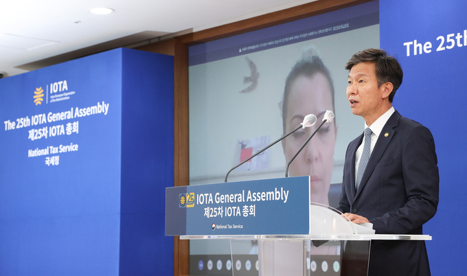 김대지 국세청장은 지난달 30일부터 화상으로 개최된 25차 유럽 조세행정협의기구(IOTA) 총회에 참석했다. (사진=국세청)