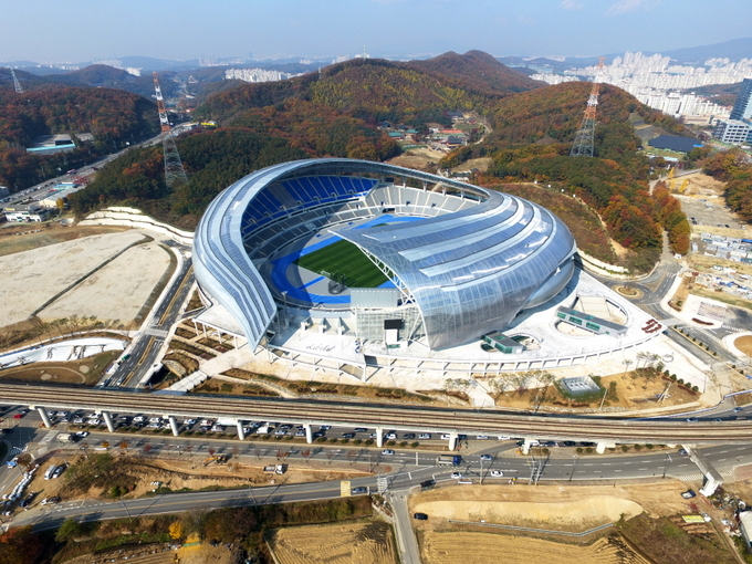 오는 13일 한국 올림픽 축구 대표팀과 아르헨티나의 평가전이 열릴 용인미르스타디움 전경. (사진=용인시 제공)