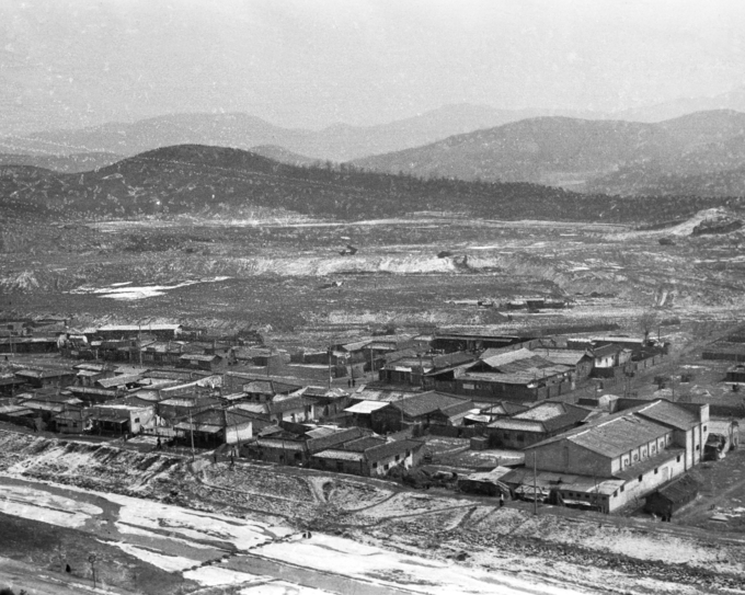 성남종합운동장 건설 전 성남동 원경. (사진=성남학연구소 제공)