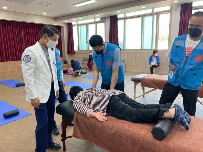 연천군보건의료원의 '찾아가는 이동진료차량' 서비스 운영. (사진=연천군보건의료원 제공)