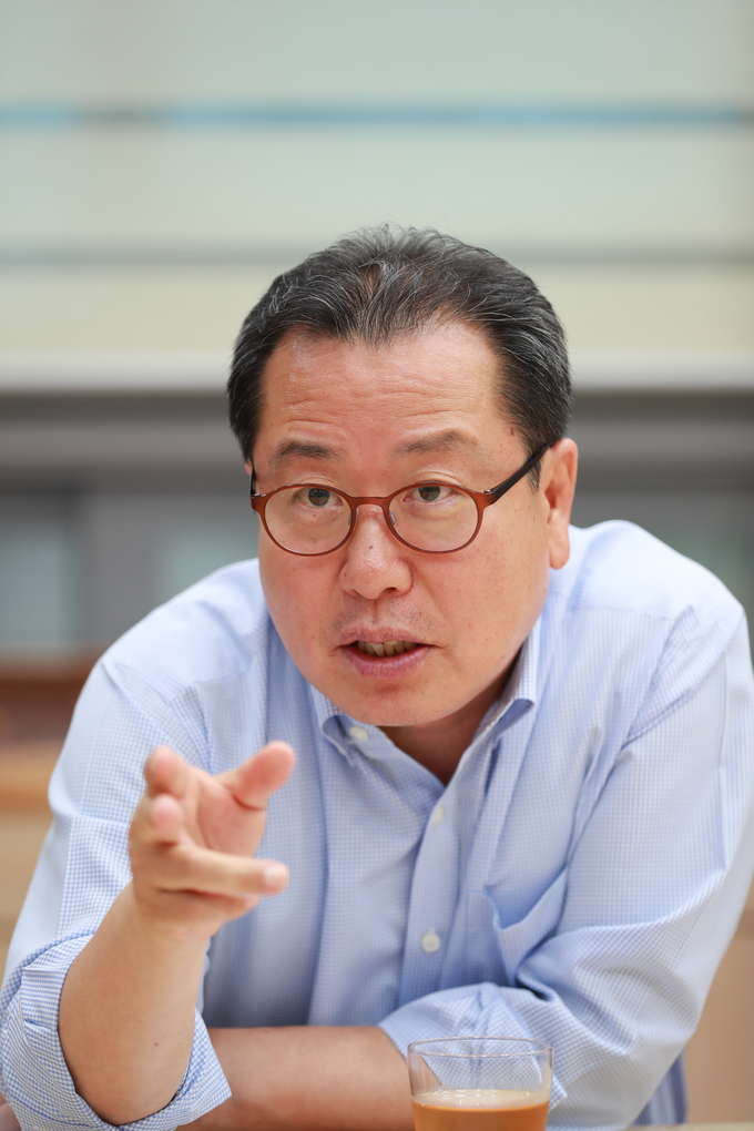 조광한 남양주시장이 이재명 경기도지사를 향해 “우리 시의 계곡 정비 사업을 경기도가 자신들의 사업인 양 왜곡하고 유포했다”며 ‘정책 표절’이라고 직격탄을 날렸다. (사진=남양주시 제공)