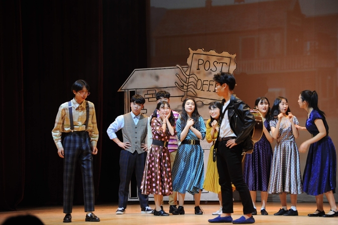 수원시뮤지컬단의 정기공연 모습 (사진=수원시청소년뮤지컬단 제공)
