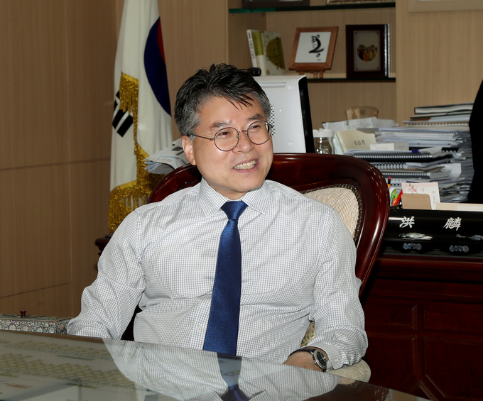 홍인성 중구청장. ( 사진 = 중구 제공 )