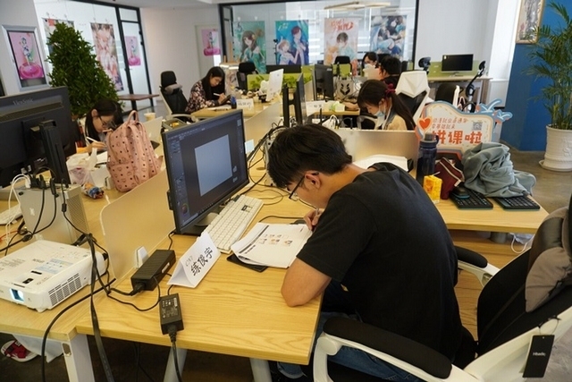 한국만화영상진흥원은 ‘2021 한중일 신인만화가 콘테스트’에 참여할 국내 신인만화가 7인을 모집한다. 사진은 2020 콘테스트 모습 (사진=한국만화영상진흥원 제공)