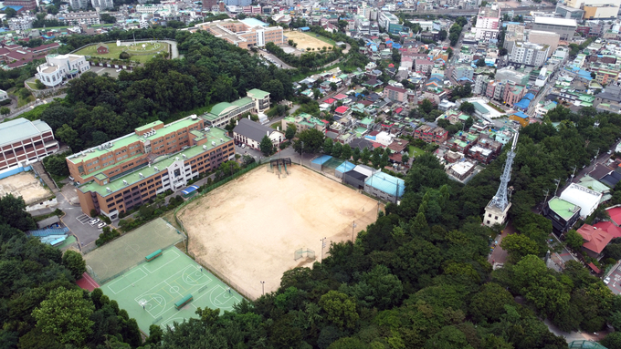 인천 제물포고등학교 전경. ( 사진 = 이재민 기자 )