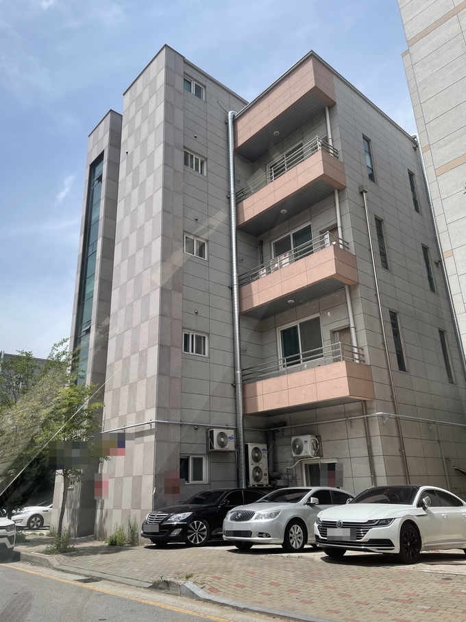 <strong>A씨 등이 설립한 국내 법인사무실. (사진=경기남부경찰청 제공)</strong>