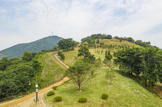 최근 조성이 마무리된 계양산성 3차 탐방로. ( 사진 = 계양구 제공 )