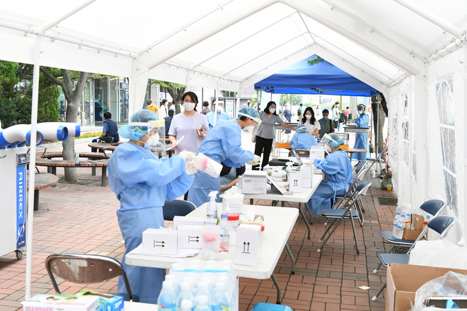 양주 덕정역 코로나19 임시선별검사소 운영모습 (사진=양주시 제공)