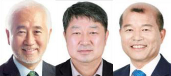 왼쪽부터 박석규 안성시사회복지사협회장, 김장연 보개농협 조합장, 이기영 전 안성시의회 의원. (사진=경기신문 DB)