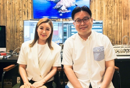 트로트 가수 송가인과 서경덕 성신여대 교수. (사진=서경덕 교수 연구팀 제공0