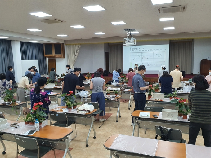 남양주시는 신규농업인 및 귀농·귀촌 대상자를 대상으로 지난 5월 7일부터 이달 13일까지 진행된 신규농업인 교육을 성황리에 끝마쳤다고 밝혔다. (사진=남양주시 제공)