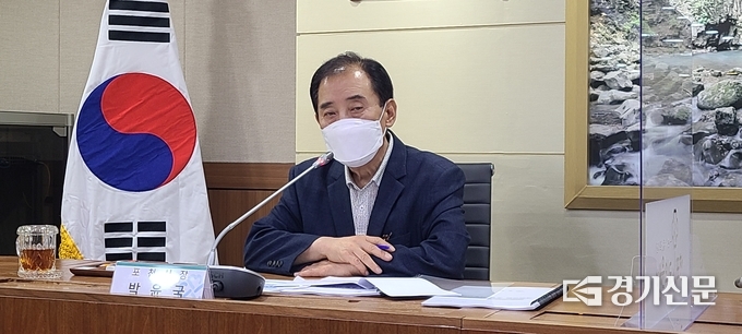 박윤국 포천시장이 인사말씀을 하고 있다. (사진=문석완 기자)