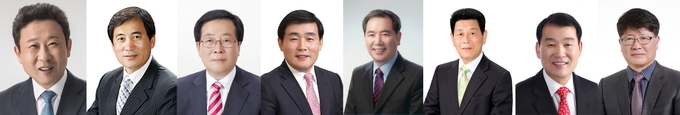 장정민 옹진군수, 백종빈 인천시의원, 조윤길 전 옹진군수, 문경복 전 인천시 건설교통국장, 김경선 옹진부천산림조합장, 조철수 옹진군의회 의장, 백동현 옹진군의원. 홍남곤 옹진군의원.