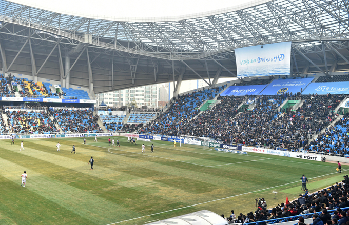 내년에 준공 10년을 맞는 인천축구전용경기장. ( 사진 = 인천시 제공 )