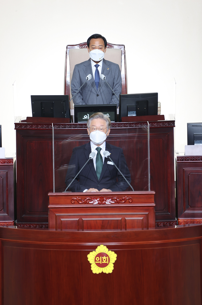  경기도의회 장현국 의장과 이재명 경기도지사의 모습(사진=경기도의회 제공)