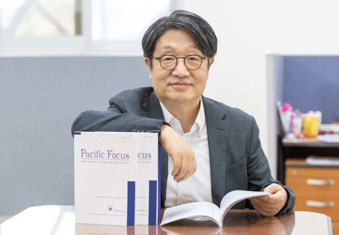이진영 인하대 국제관계연구소장. ( 사진 = 인하대 제공 )